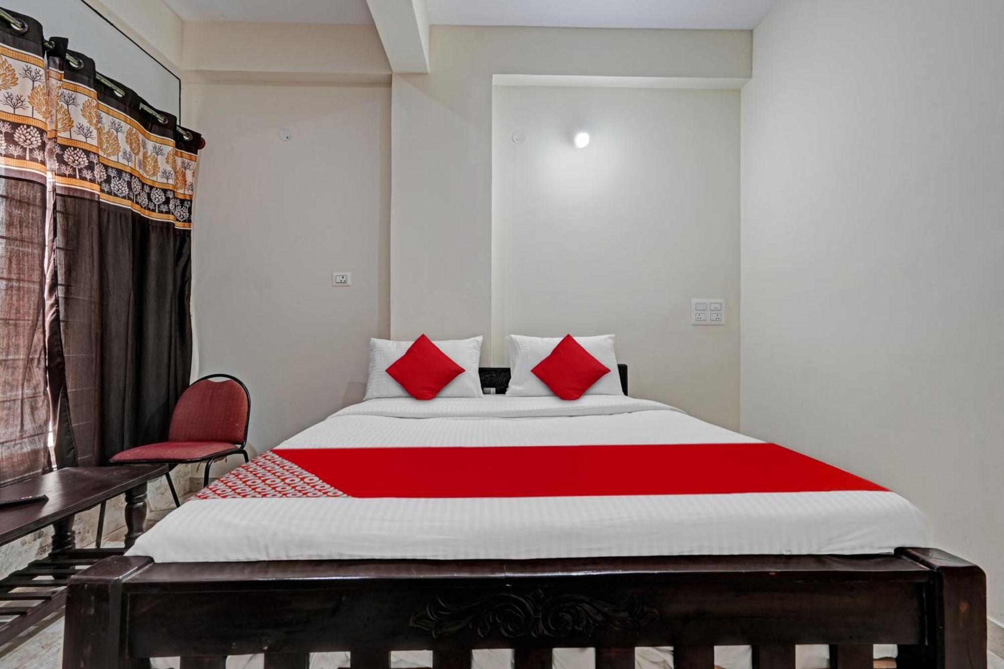 Hotel O Sri Chowdeshwari Boarding And Lodging Tavarikere Εξωτερικό φωτογραφία