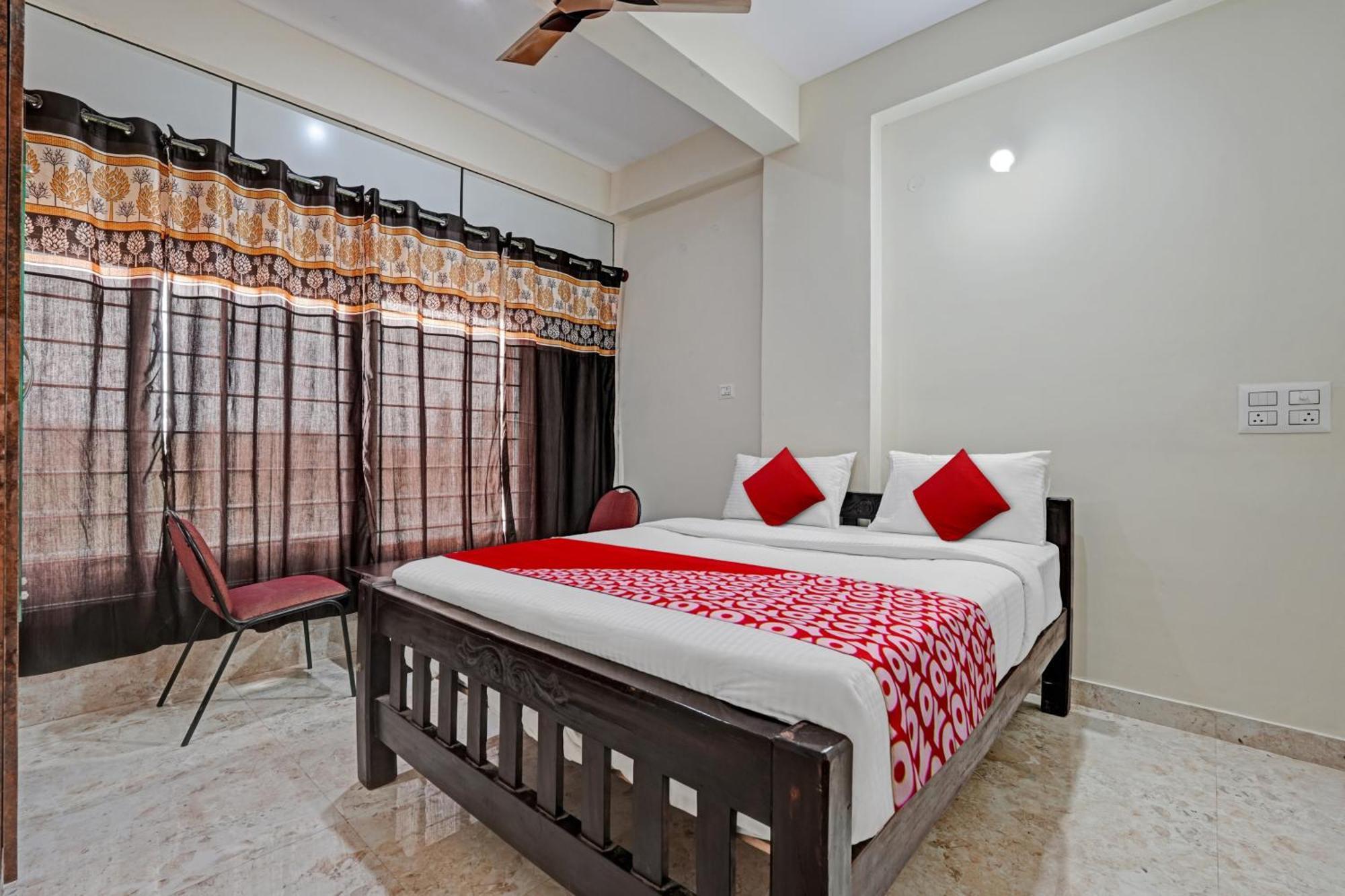 Hotel O Sri Chowdeshwari Boarding And Lodging Tavarikere Εξωτερικό φωτογραφία